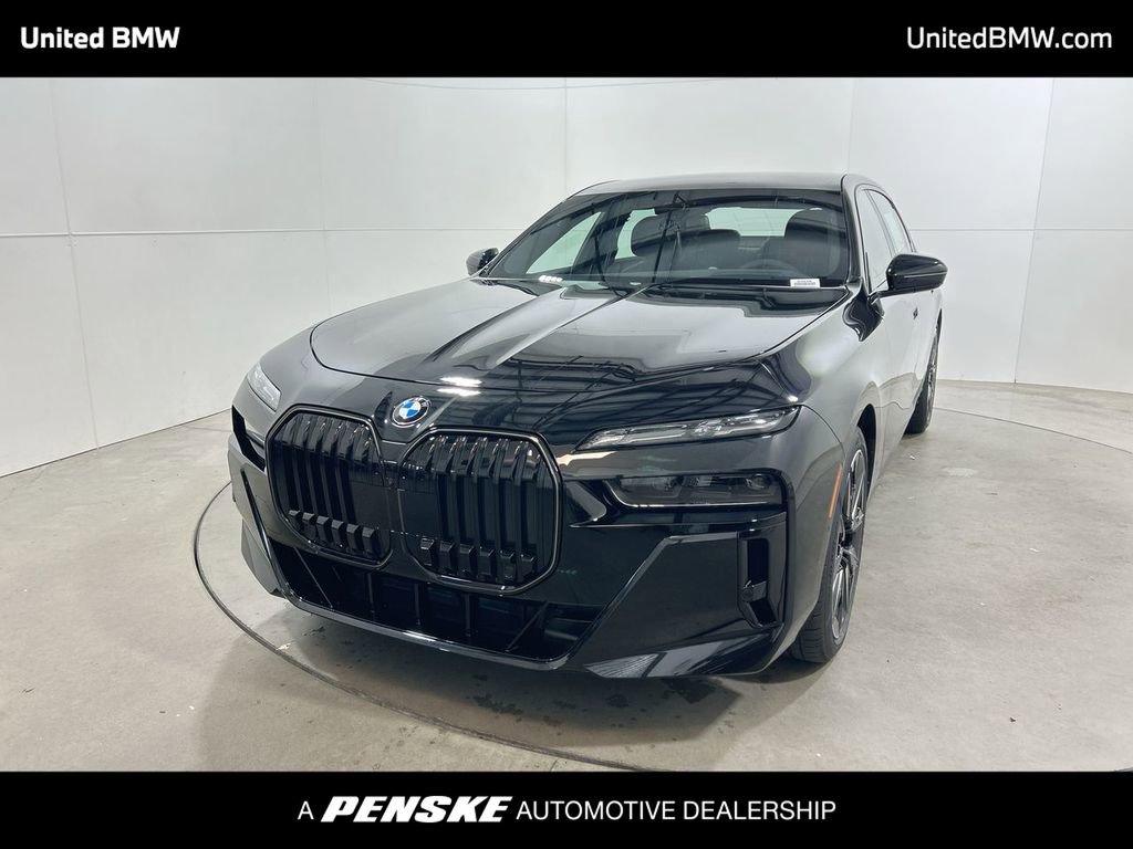 New 2025 BMW 760i xDrive w/ Executive Package