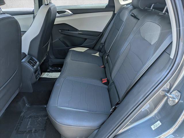 Used 2026 Volkswagen Taos SE FWD image 24