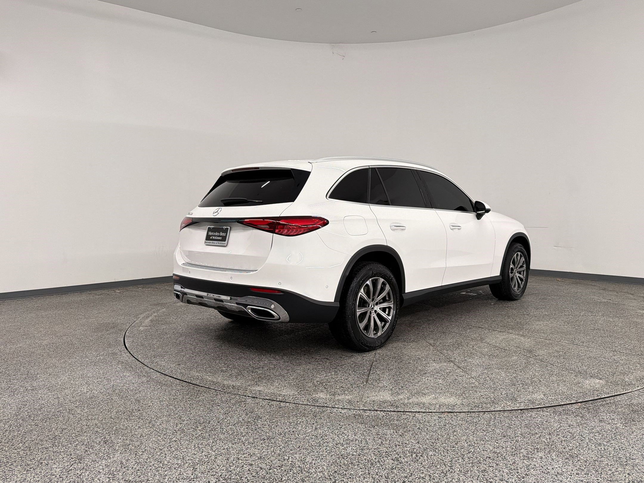 Used 2024 Mercedes-Benz GLC 300 image 9