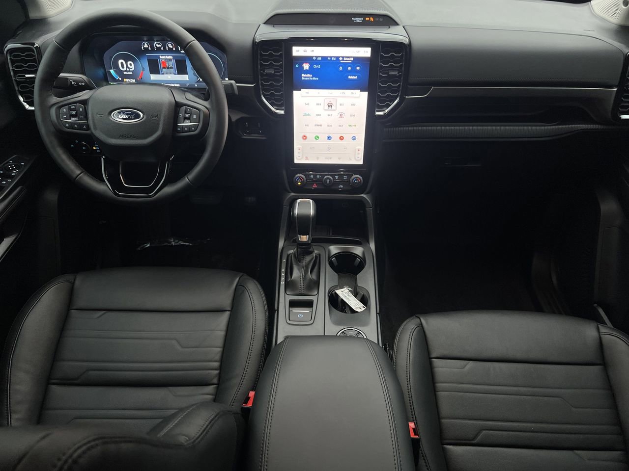 New 2025 Ford Ranger Lariat w/ FX4 Off-Road Package video 2