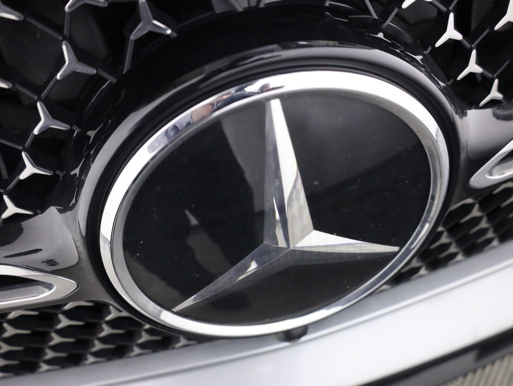 Certified 2025 Mercedes-Benz GLE 450e 4MATIC image 57