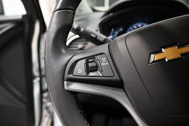 Used 2022 Chevrolet Trax LT w/ Driver Confidence Package image 21