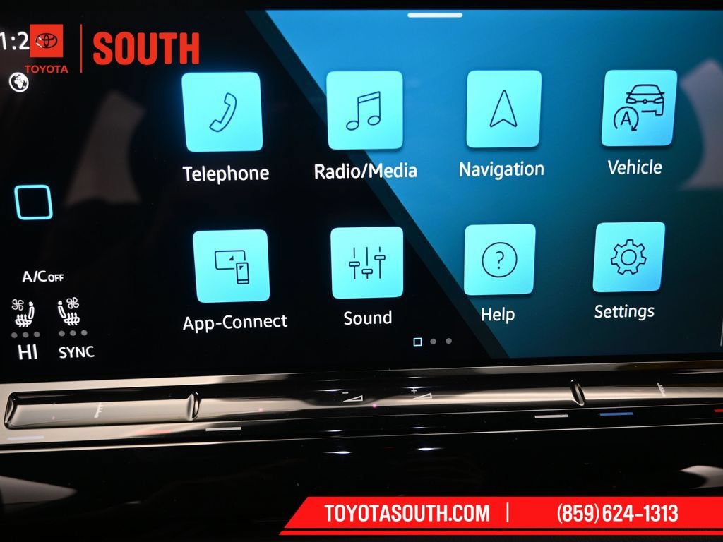 Used 2024 Volkswagen Atlas Cross Sport SE FWD image 27