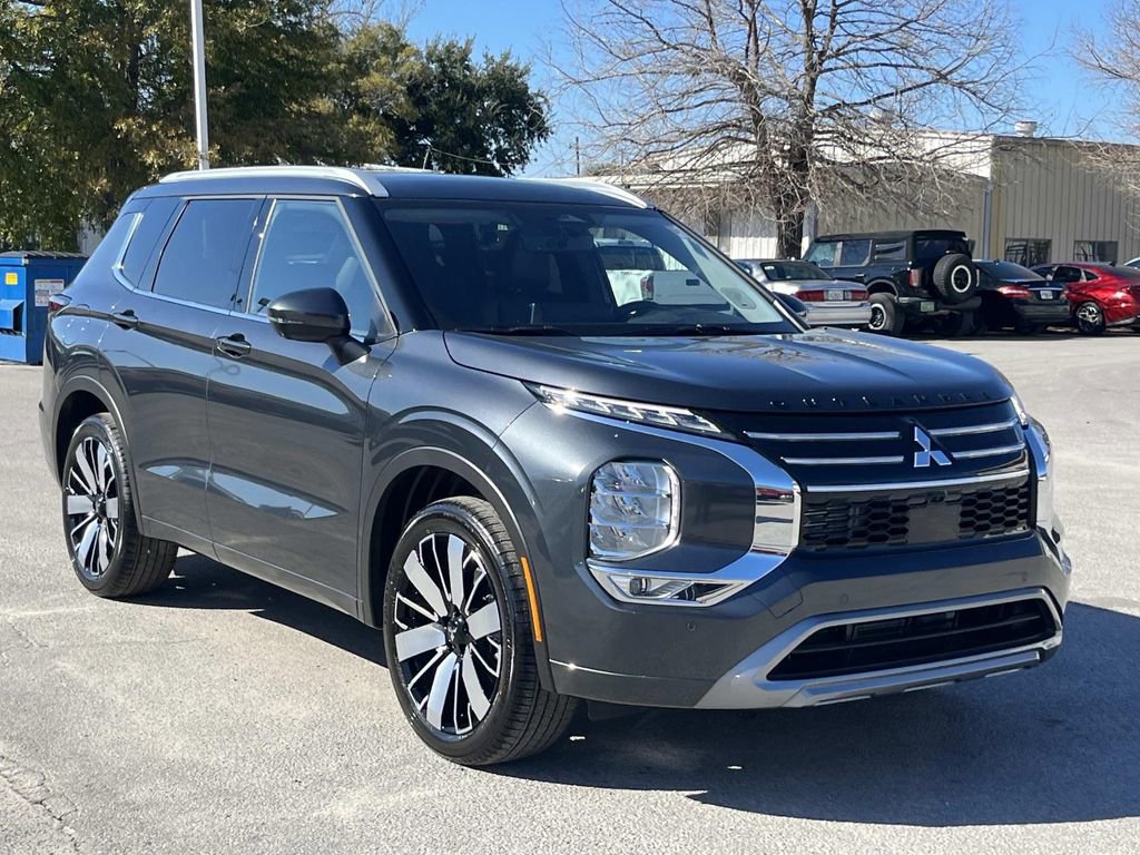 New 2026 Mitsubishi Outlander SEL FWD image 6
