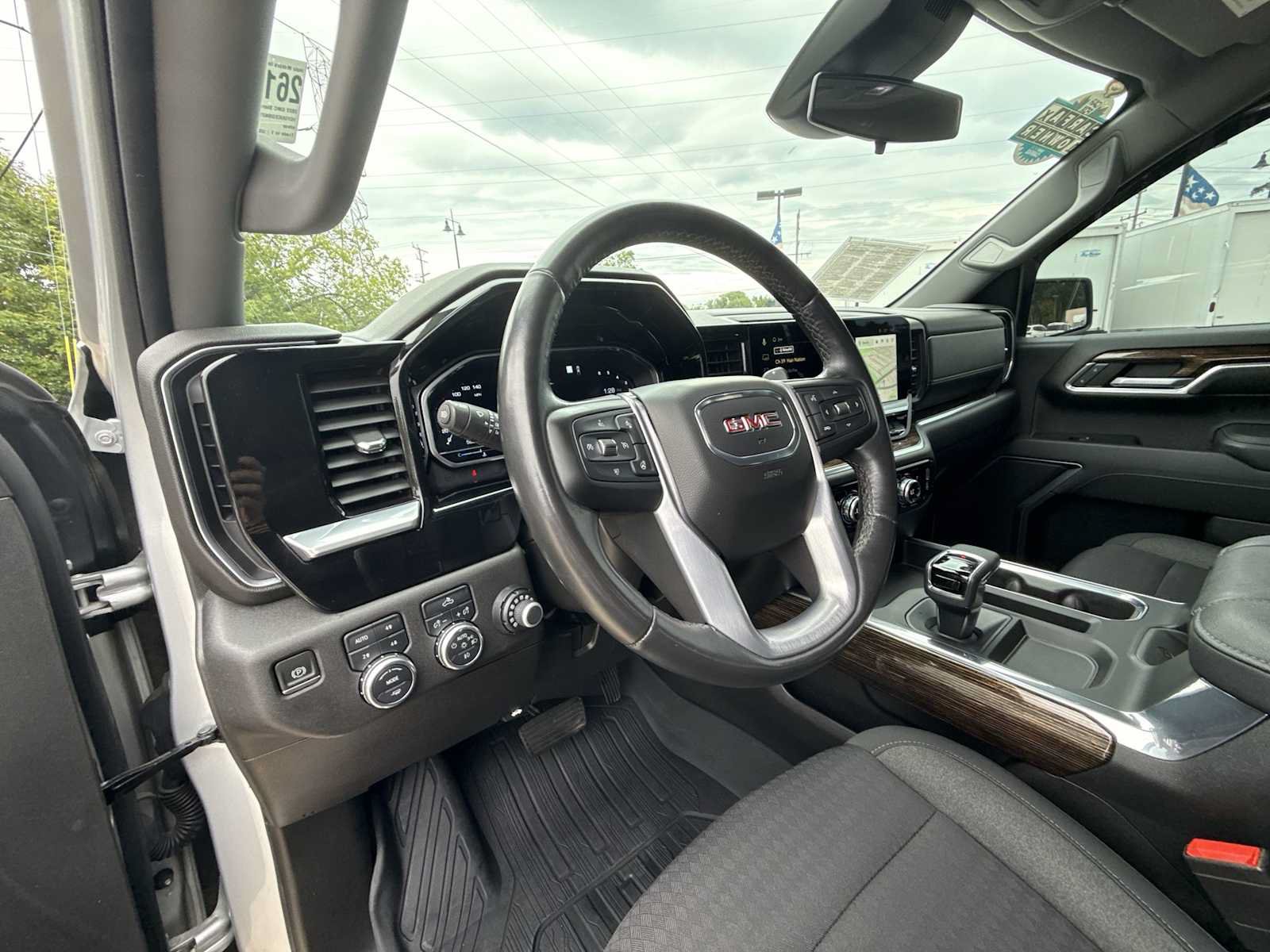 Certified 2022 GMC Sierra 1500 Elevation AWD/4WD image 10