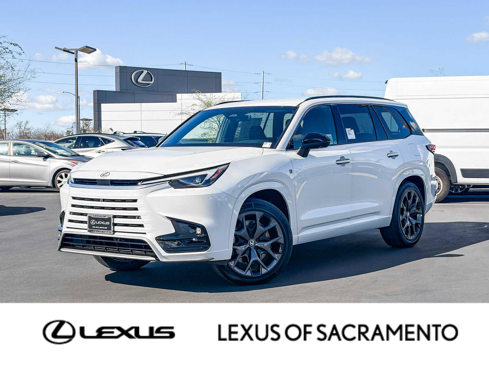 New 2026 Lexus TX 500h AWD image 1