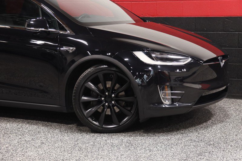 Used 2016 Tesla Model X 90D AWD/4WD image 3
