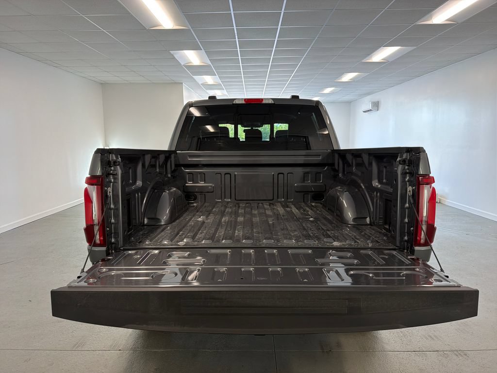 New 2026 Ford F150 Lariat w/ Equipment Group 501A Mid AWD/4WD image 8