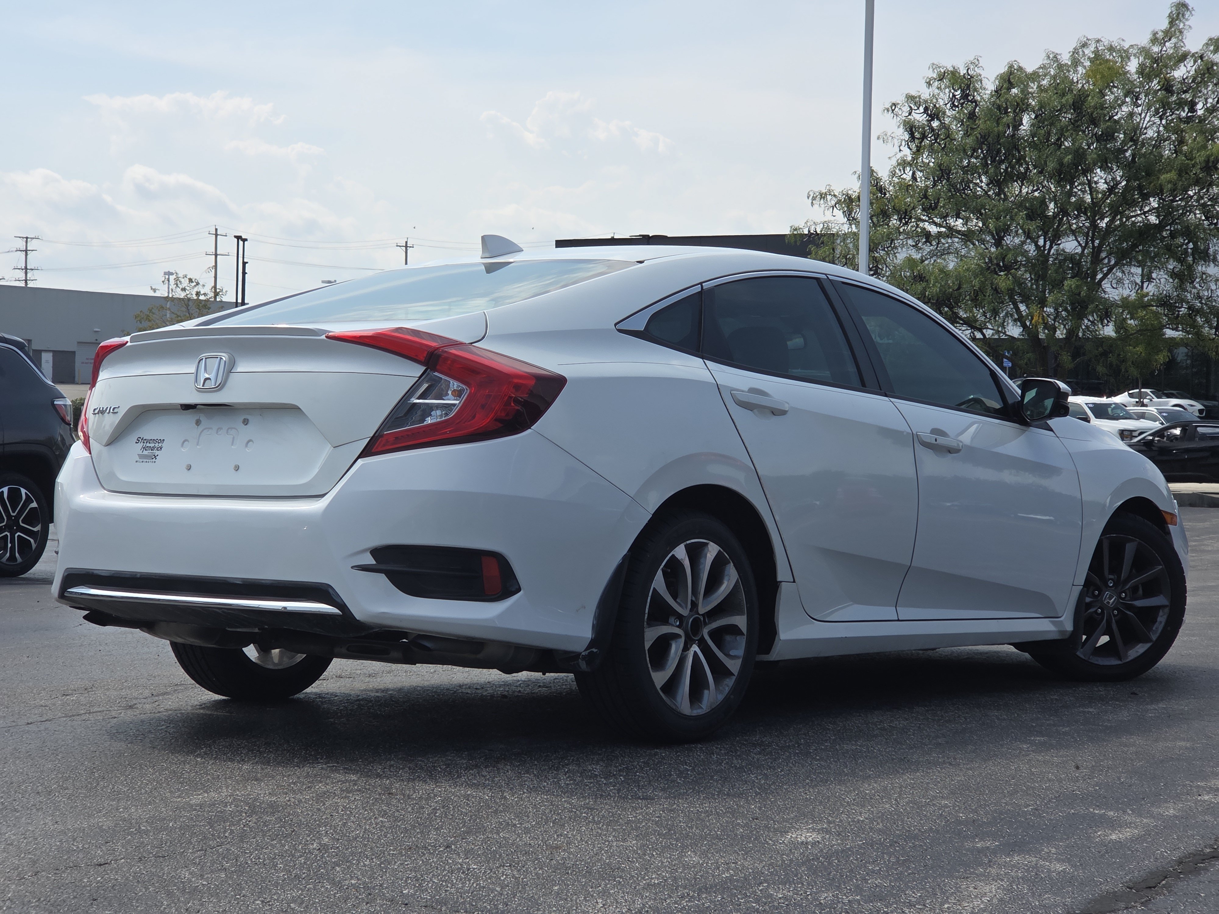 Used 2021 Honda Civic EX image 5
