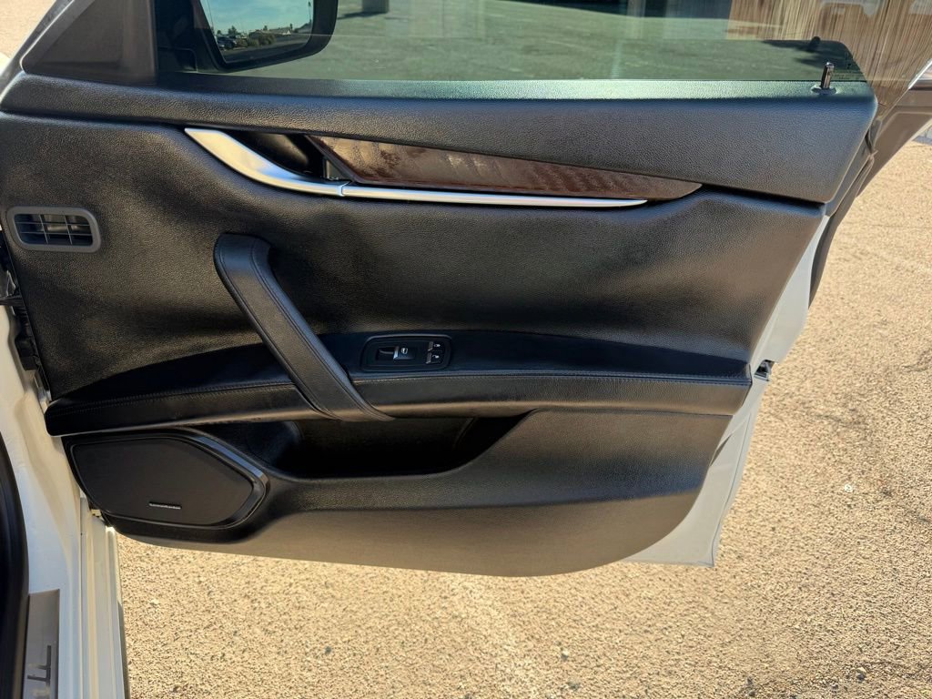 Used 2018 Maserati Ghibli S image 19