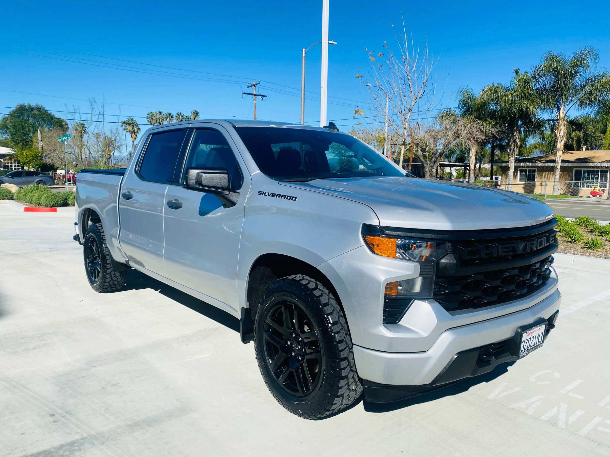 Used 2022 Chevrolet Silverado 1500 Custom w/ LPO, Dark Essentials Package image 2