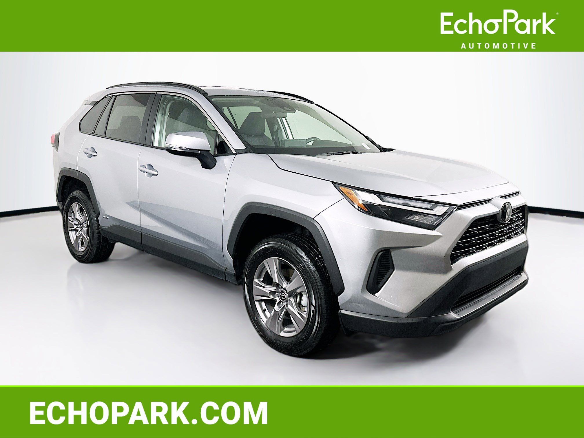 Used 2025 Toyota RAV4 XLE