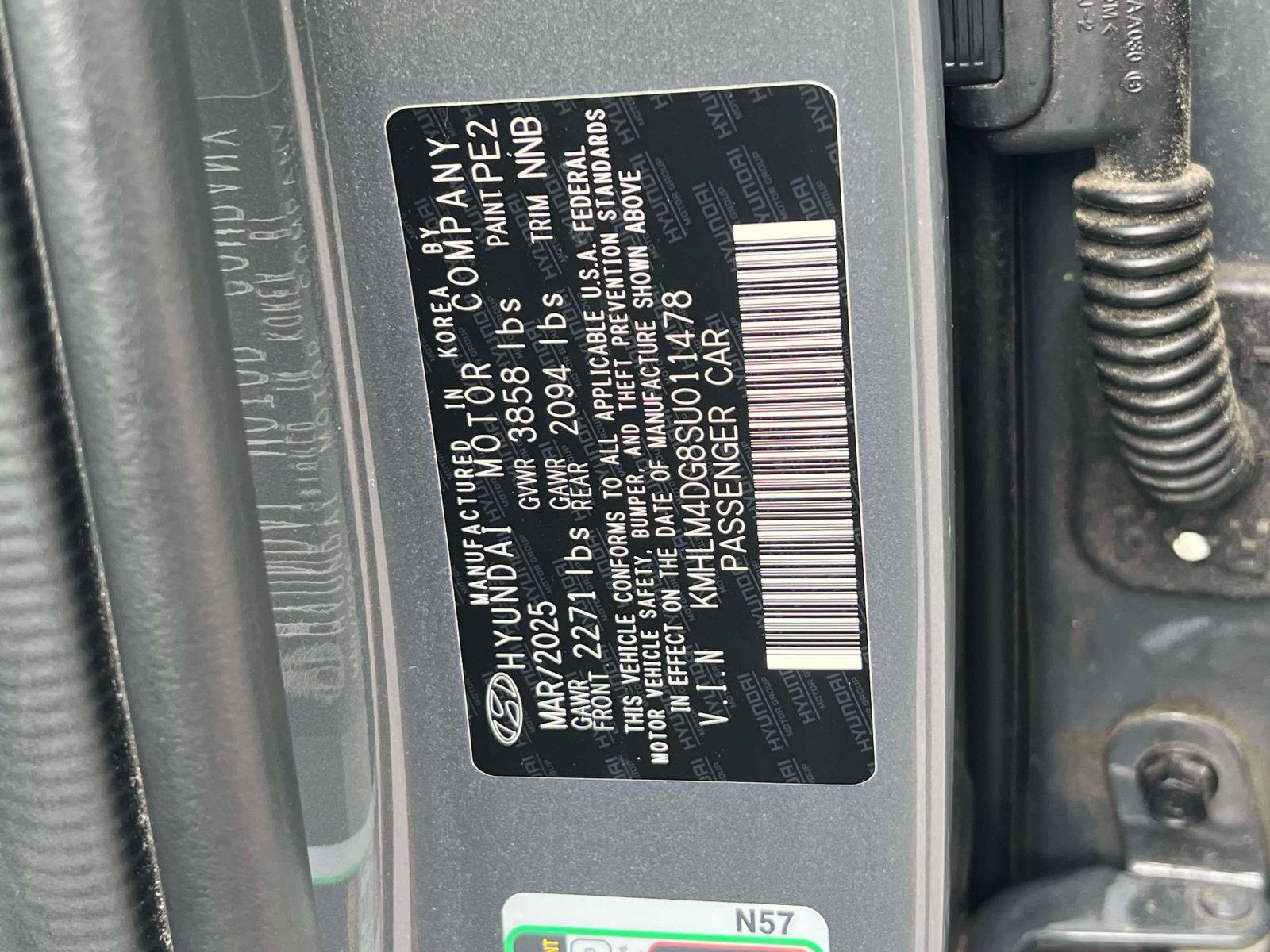 Used 2025 Hyundai Elantra Sport FWD image 12