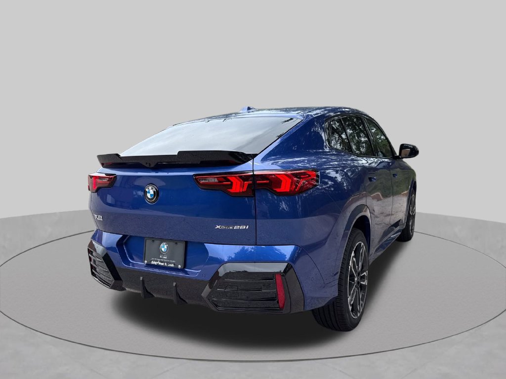 New 2026 BMW X2 xDrive28i w/ Technology Package AWD/4WD image 5