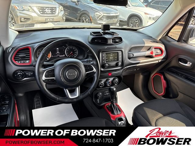 Used 2017 Jeep Renegade Trailhawk AWD/4WD image 11
