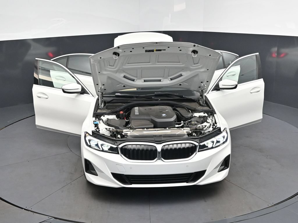 Used 2026 BMW 330i Sedan w/ Convenience Package RWD image 52
