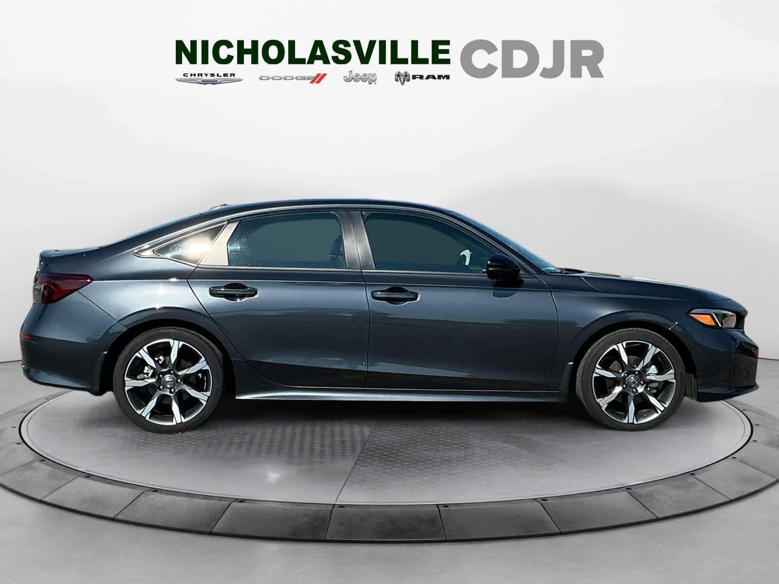 Used 2025 Honda Civic Sport Touring image 6