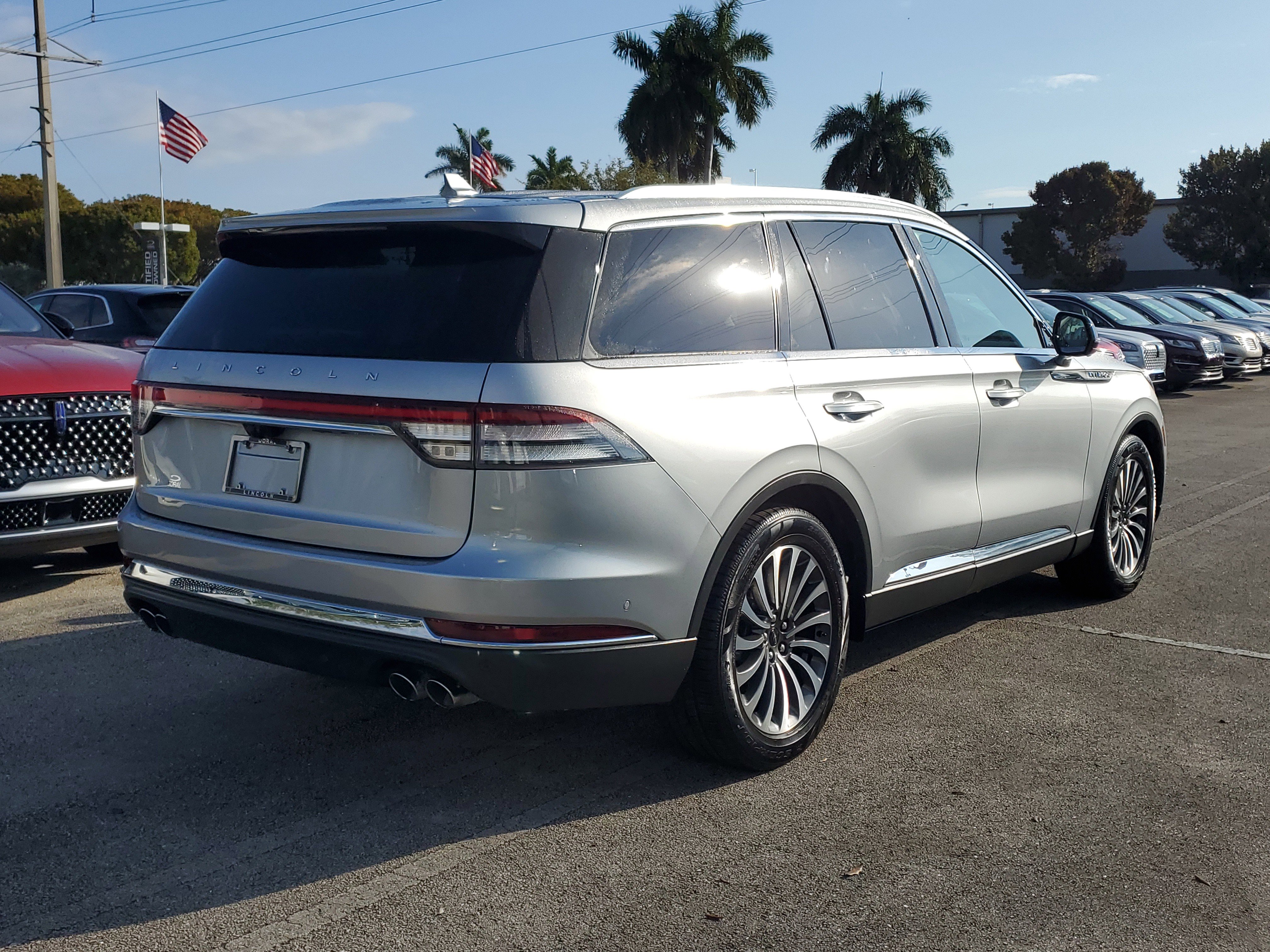 Certified 2020 Lincoln Aviator Reserve w/ Equipment Group 201A image 6