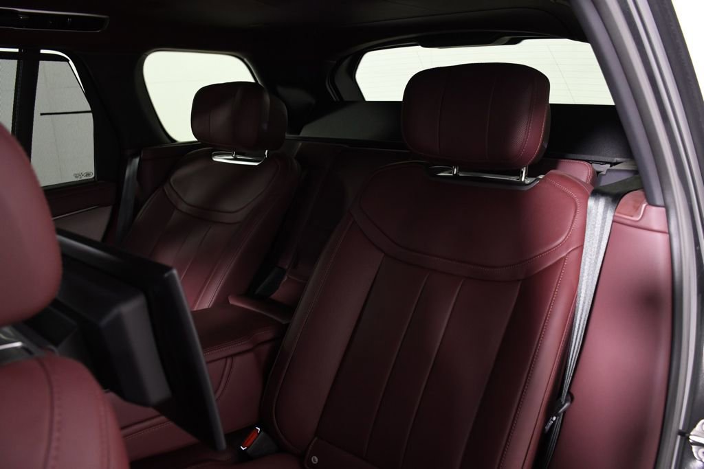 Used 2024 Land Rover Range Rover Autobiography image 27