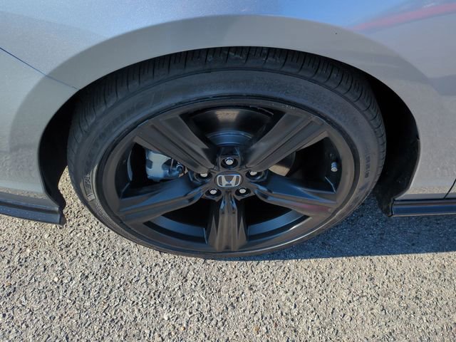 Used 2023 Honda Accord Sport image 10