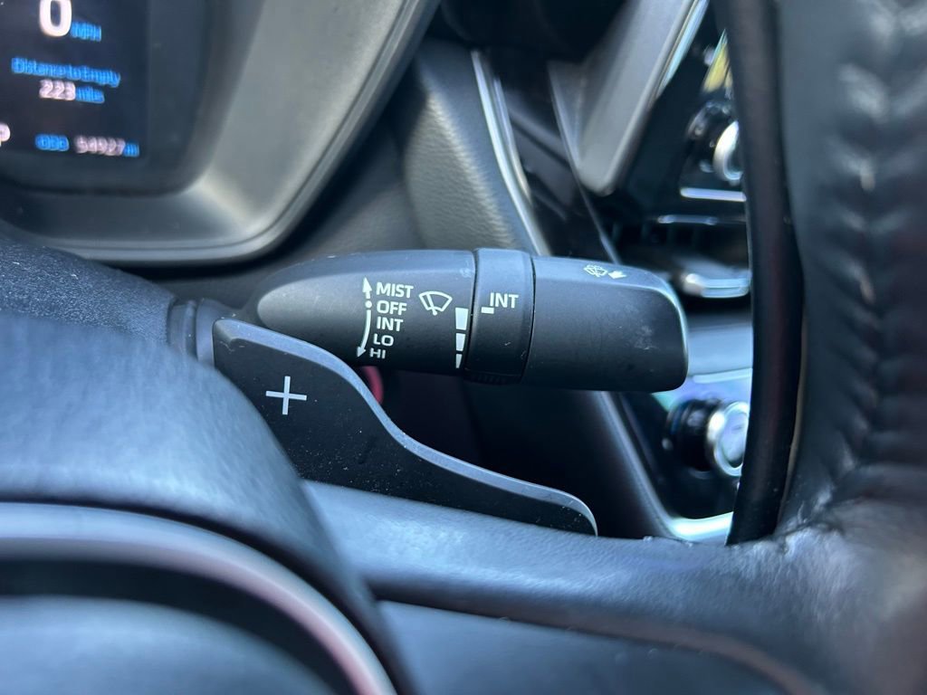 Used 2022 Toyota Corolla SE w/ SE Premium Package FWD image 20