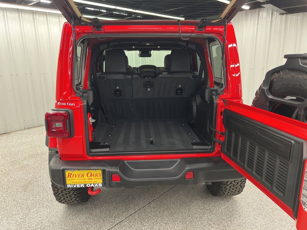 Used 2025 Jeep Wrangler Unlimited Rubicon image 9