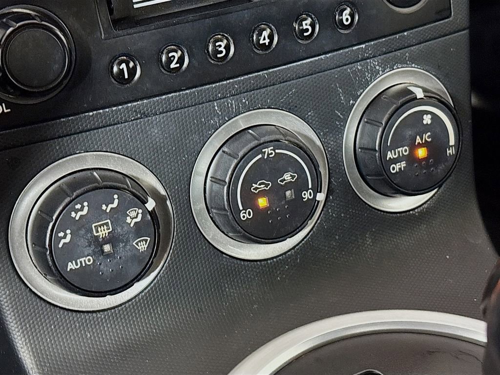 Used 2005 Nissan 350Z Touring image 17