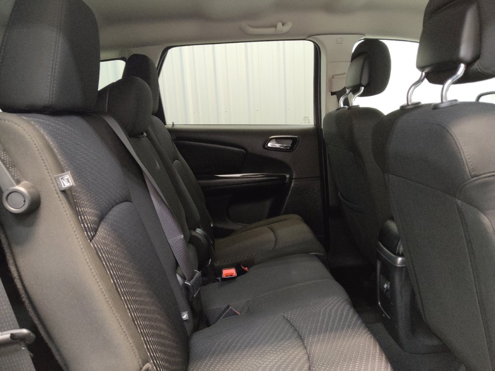 Used 2019 Dodge Journey SE FWD image 19