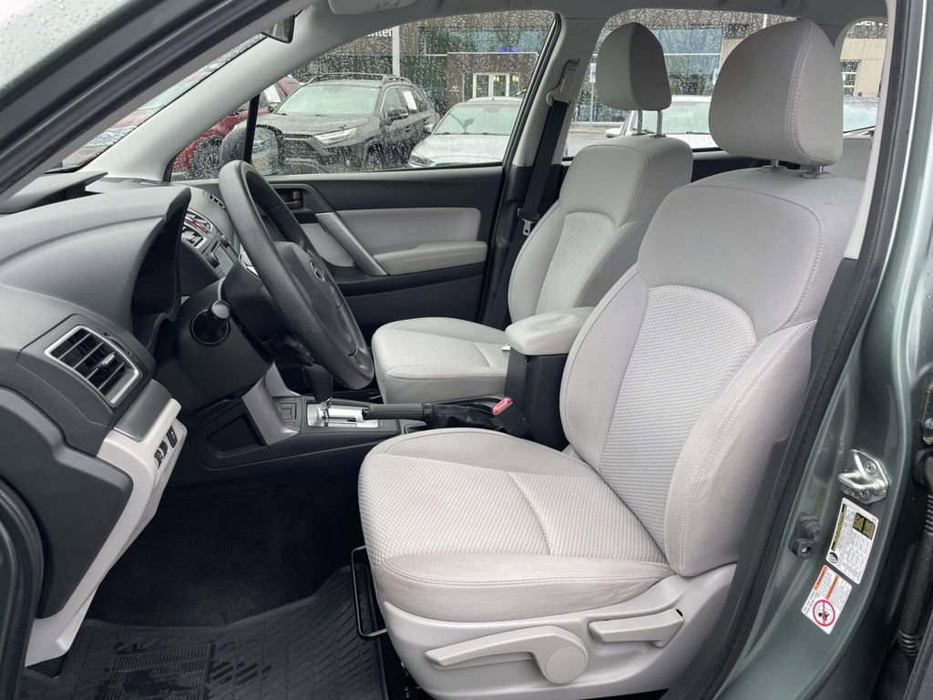 Used 2016 Subaru Forester 2.5i w/ Alloy Wheel Package AWD/4WD image 8