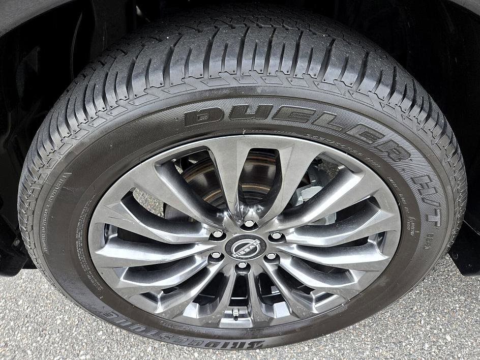 Certified 2024 Nissan Armada Platinum image 14
