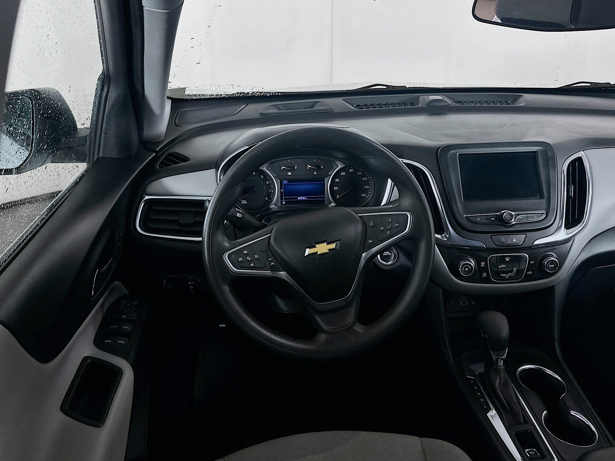 Used 2022 Chevrolet Equinox LS w/ LS Convenience Package image 17