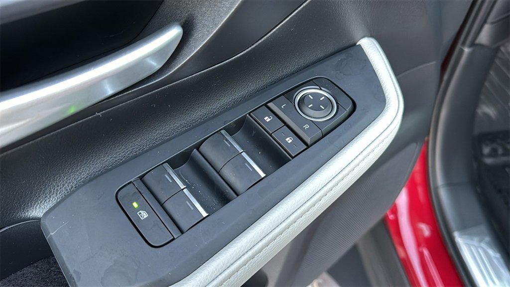 New 2026 Toyota Grand Highlander XLE image 15