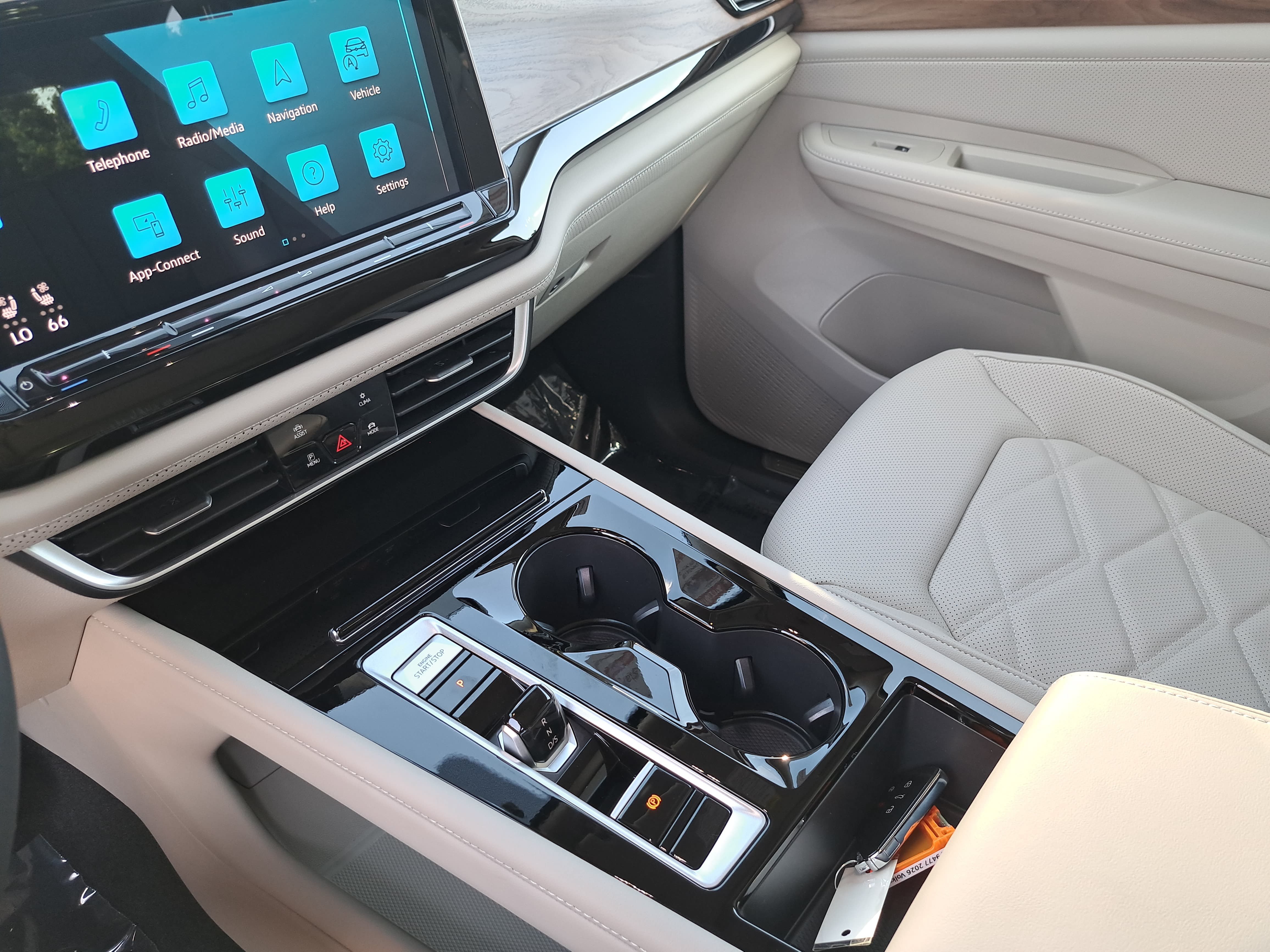 New 2026 Volkswagen Atlas SE FWD image 25
