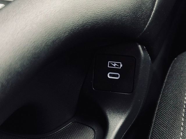 Used 2024 Honda HR-V LX image 29