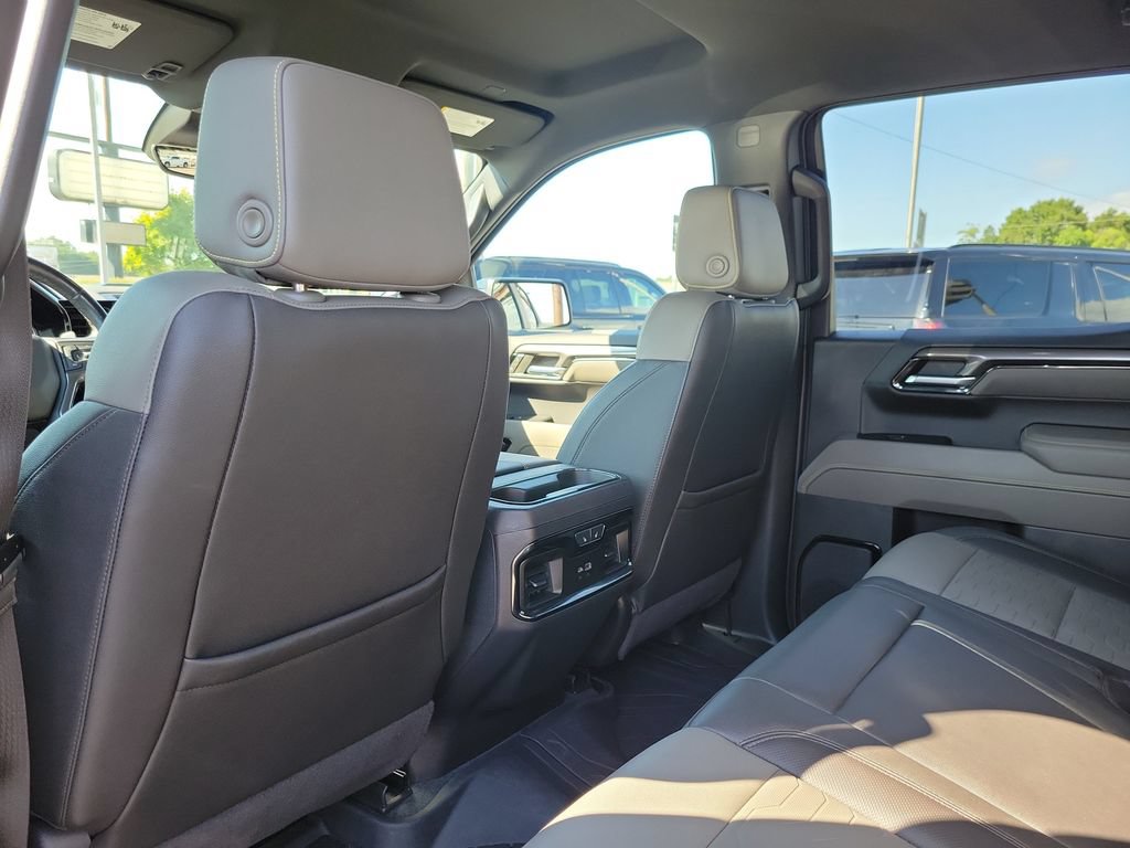 Used 2022 Chevrolet Silverado 1500 ZR2 w/ Technology Package AWD/4WD image 23