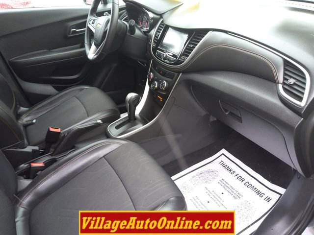 Used 2017 Chevrolet Trax LT w/ LT Convenience Package image 28
