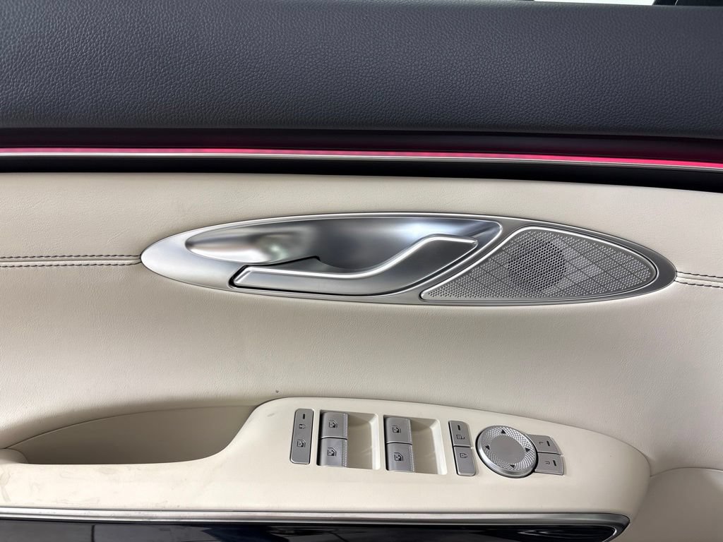 New 2027 Genesis GV70 2.5T AWD/4WD image 17