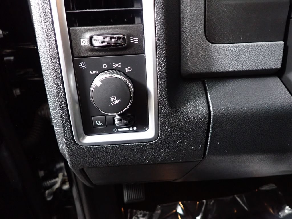 Used 2015 RAM 1500 Big Horn AWD/4WD image 24
