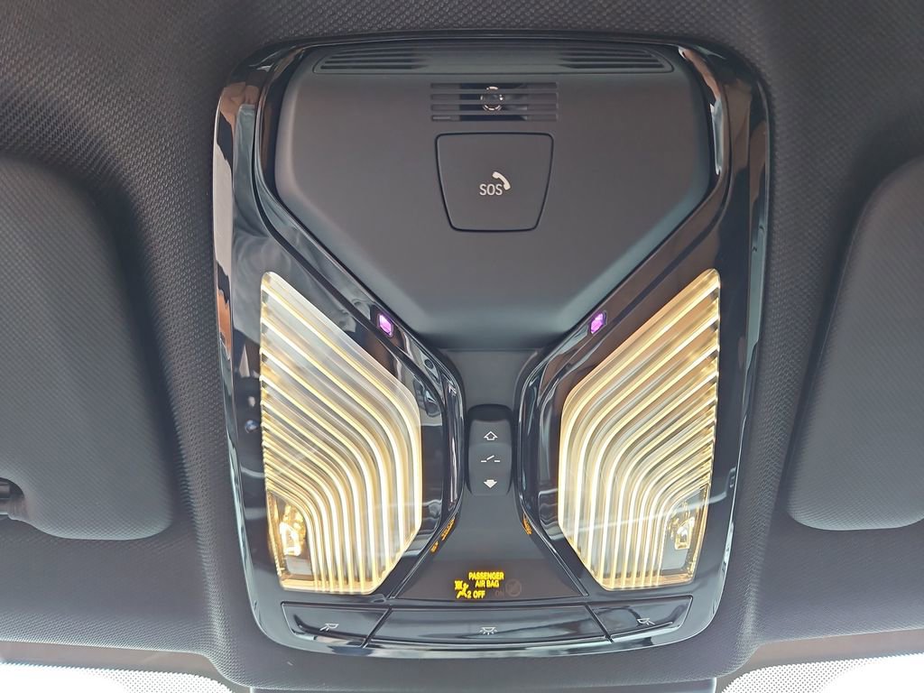 Used 2023 BMW X5 xDrive40i w/ Executive Package image 25