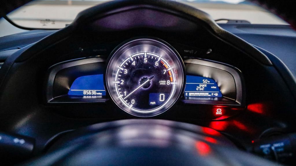 Used 2018 MAZDA MAZDA3 Grand Touring w/ Premium Equipment Package image 24