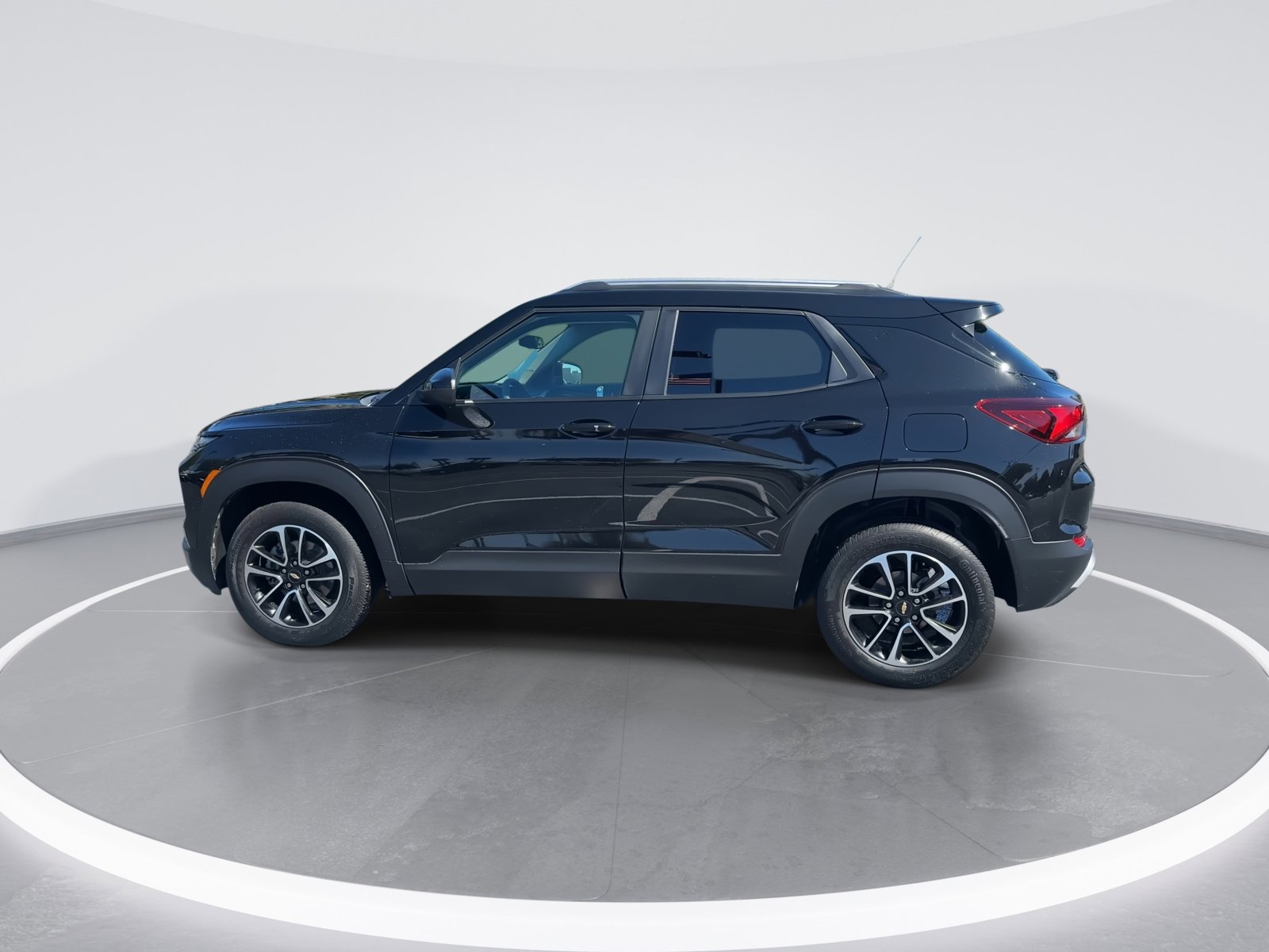 Used 2024 Chevrolet TrailBlazer LT image 6