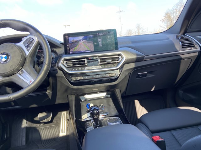 Used 2024 BMW X3 sDrive30i w/ Premium Package w/ZPA image 14