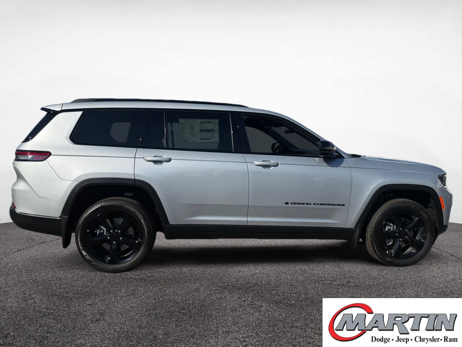 New 2025 Jeep Grand Cherokee L Limited w/ Luxury Tech Group II AWD/4WD image 6