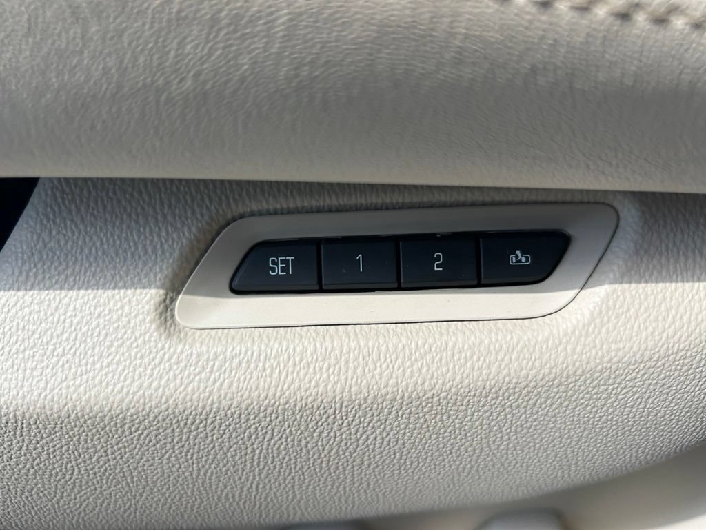 Used 2016 Cadillac Escalade ESV Premium AWD/4WD image 53