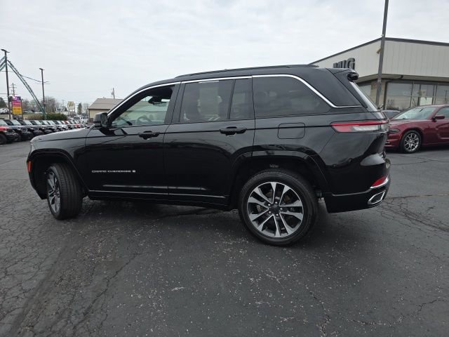 Used 2024 Jeep Grand Cherokee Overland w/ Adv Protech Group III image 4