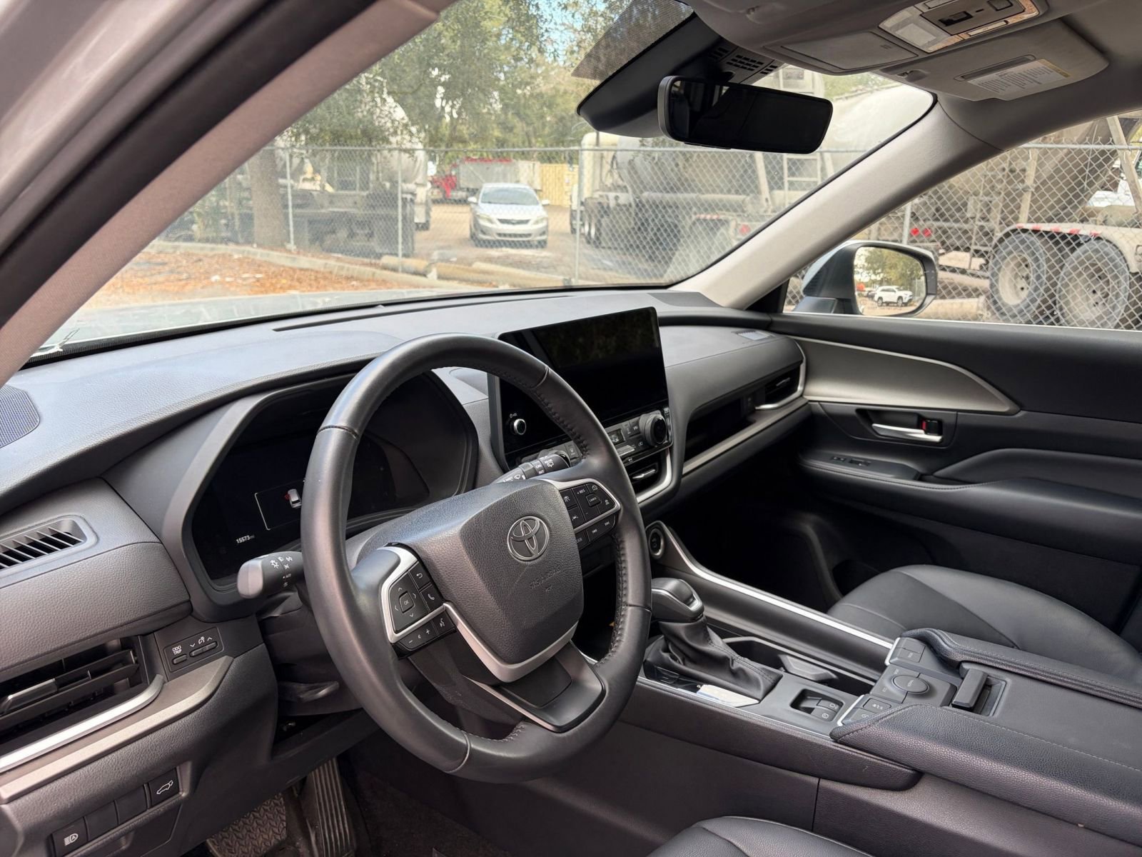 Used 2025 Toyota Grand Highlander FWD image 29