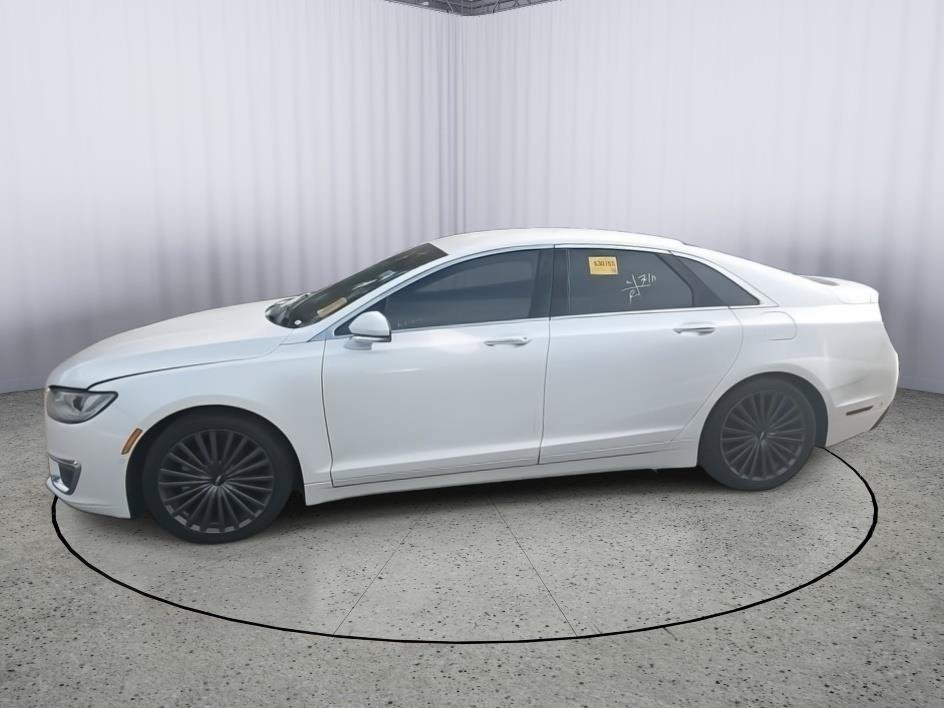 Used 2018 Lincoln MKZ Reserve w/ Technology Package FWD image 11