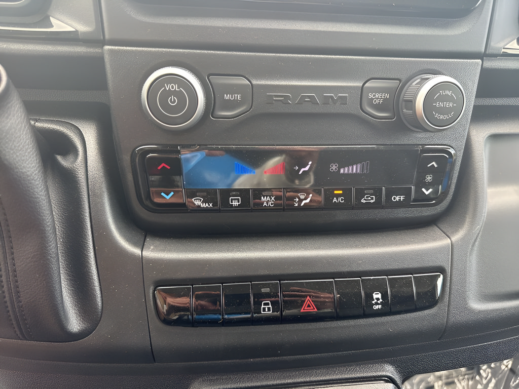 New 2025 RAM ProMaster 1500 w/ Convenience Group FWD image 9