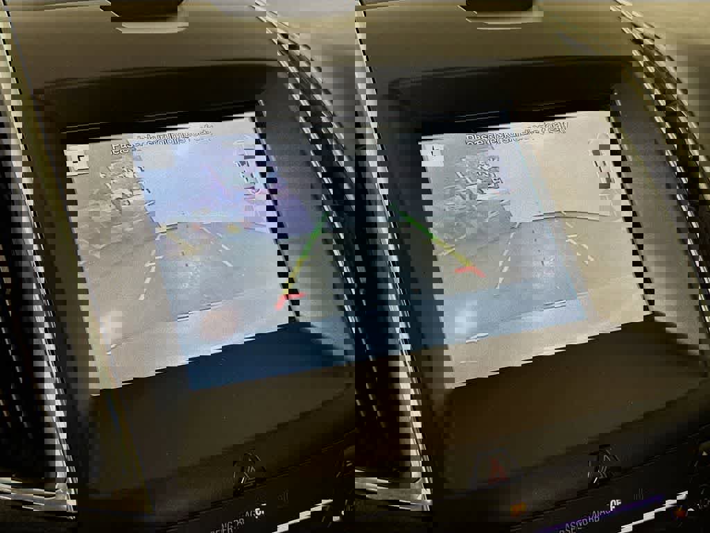 Certified 2018 Ford Edge Titanium w/ Equipment Group 301A image 28