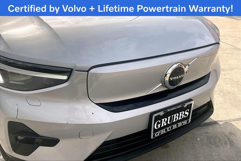 Used 2023 Volvo XC40 Recharge Ultimate image 37